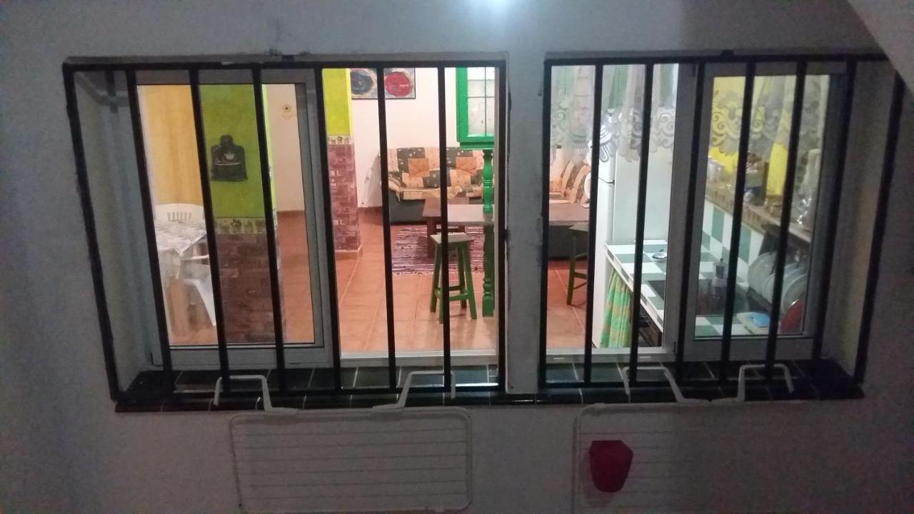 Habitacion Matrimonial En Un Bajo Bano Compartido Areas Compartidas Abades  Ngoại thất bức ảnh