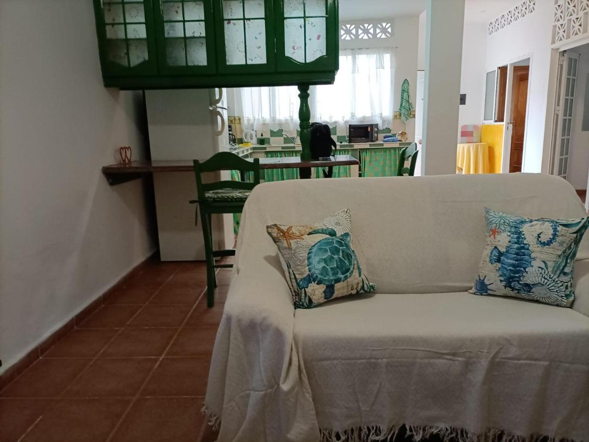 Habitacion Matrimonial En Un Bajo Bano Compartido Areas Compartidas Abades  Ngoại thất bức ảnh